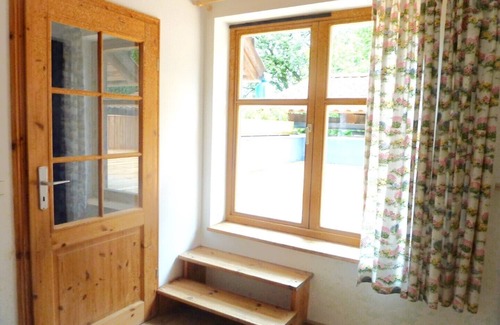 Tiefenbach Apartment | Vacation idyll "Apartment Rosenstiege" on an old farm - peace, charm, nature