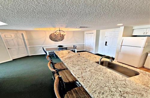 Daytona Beach Apartment | Vacation in Comfort and luxury - 2BR Oceanview - Wyndham Ocean Walk Resort 2432