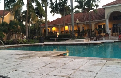 Villages of Palm Beach Lakes Apartment | VACATION RENTAL - CONDO WEST PALM BEACH FLORIDA