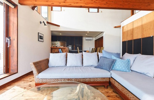 Yokosuka House | Vacation Rental with a balcony/Yokosuka Kanagawa