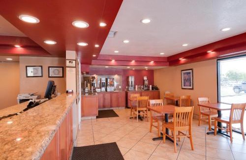 Oildale Hotel | Vagabond Inn Bakersfield North