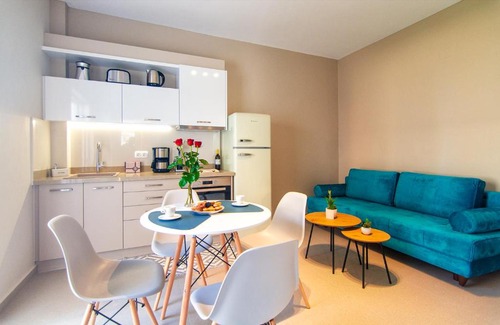 Palaiochora Apartment | Vakakis Family Luxury Studios 2