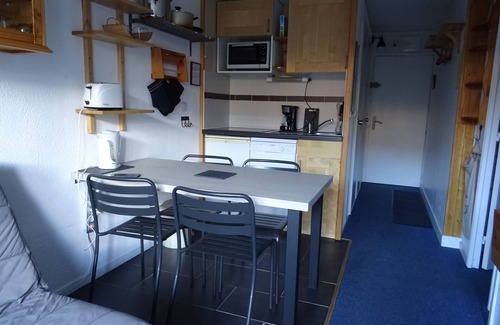Val-Thorens Apartment | VAL THORENS, T2, 26M2, south facing, 2 bedrooms and living room, functional