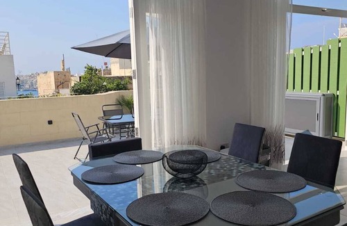 Valletta Apartment | Valletta Penthouse Cathedral view Terrace