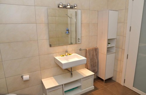 Mosta Apartment | Valley of Honey Apartment