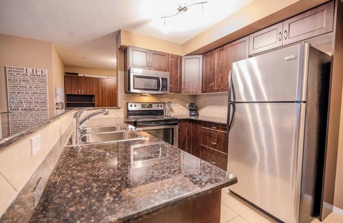 East Kootenay Apartment | Valley View Haven | BBQ, Hot Tub, Pool,Gym |
