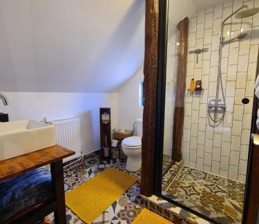 Vama Buzaului House | Vama Buzaului Hillside Barn - camere la munte