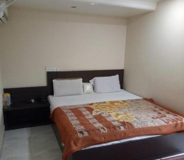 Chhindwara Hotel | Vamoose Akshat Chindwara