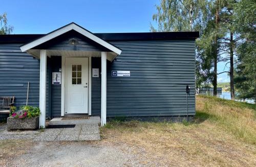 Lokholmen Hostel | Vandrarhem, Hostel in Hällestrand Semesterby