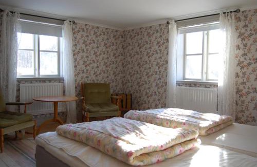 Knatte House | Vandrarhemmet Årås Säteri och Trädgårdar