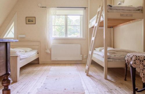 Knatte House | Vandrarhemmet Årås Säteri och Trädgårdar