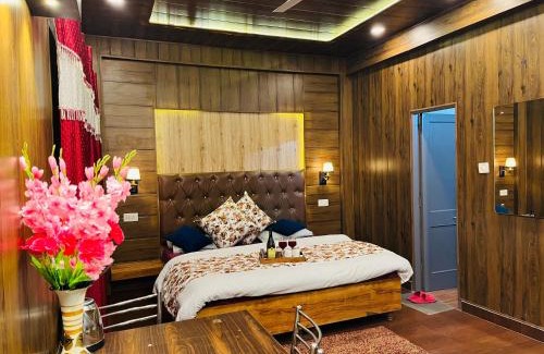 Kasauli House | Vanshika homes Near mall road