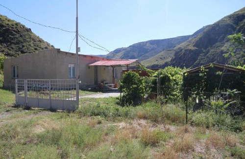 Vardzia House | Vardzia2022