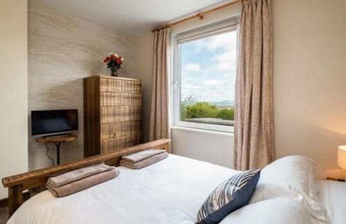 Port Isaac House | VARLEY VIEW Fishermans cottage with stunning views