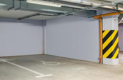 Wlochy Apartment | Varsovia Jerozolimskie Apartment 203 by BookingHost