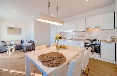 Selca Villa | Vast villa, private heated pool - *free dinner offer