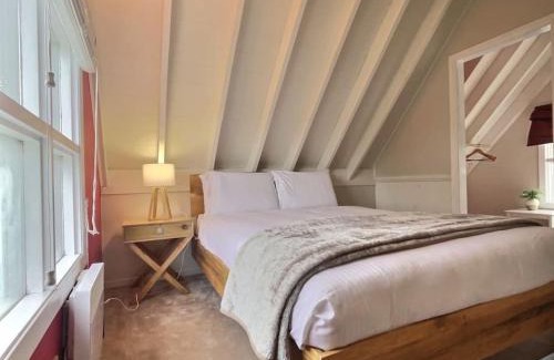 Dinner Plain Ski Chalet | Vaucluse Chalet, alpine-getaways
