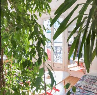 Quartier du Mail Apartment | Veeve - By the Palais Royal