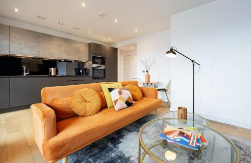 Latchmere Apartment | Veeve - The Battersea Skyview Apartment