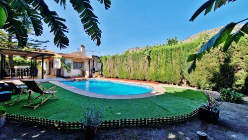 Velez de Benaudalla House | Velez Nazari Cortijo Azud