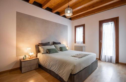 Noventa di Piave Apartment | [Venezia-Suite Hemingway]a pochi passi Outlet