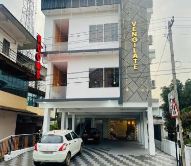 Parassinikadavu Hotel | Vengilate Sree Muthappan Residency