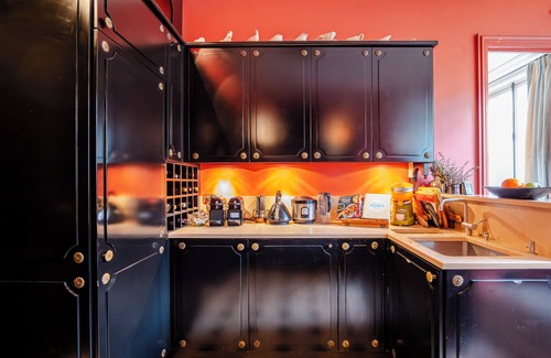Notre Dame Apartment | Vermilion Splendour, by Veeve