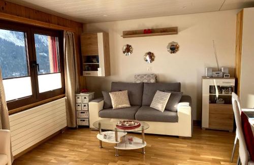 Albinen Apartment | Verträumt schön zu jeder Jahreszeit Bergpanoramasicht