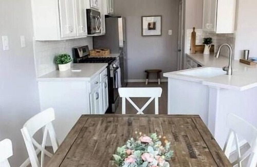 Tomball House | Very Homey 4bdr w covered patio!