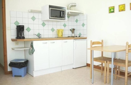 Lannion Apartment | Very quiet and green gite in Lannion, near Perros-Guirec