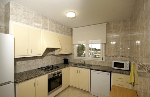 L'Escala Villa | Very spacious house with private pool