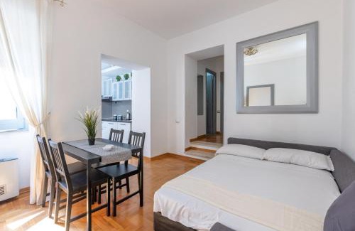 Campitelli Apartment | VG [FORI IMPERIALI 5 STELLE] Appartamento Elegante