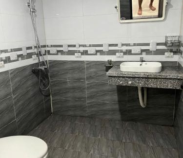 Minh Chau Hotel | Việt Hưng Hotel Minh Châu