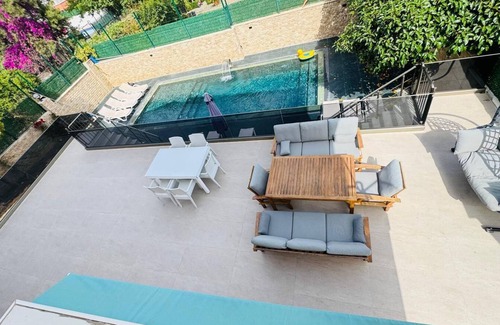 Kadriye Villa | VİLLA KİNG With Heated Pool 6-bedroom and 4-bathroom Luxury Villa+suıt rooms