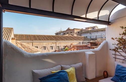 Rione IX Pigna Apartment | Via del Piè di Marmo Private Apartment