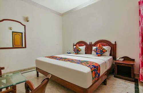 DLF Phase 3 Hotel | Via Singh Suite - DLF Phase 3, Gurugram