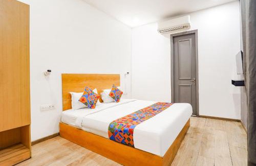 Delhi Hotel | Via The Luxe Inn