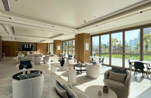 Za'abeel 2 Apartment | Vibrant Luxe Burj Khalifa Views-Dubai Mall Access by Maxx Value Homes