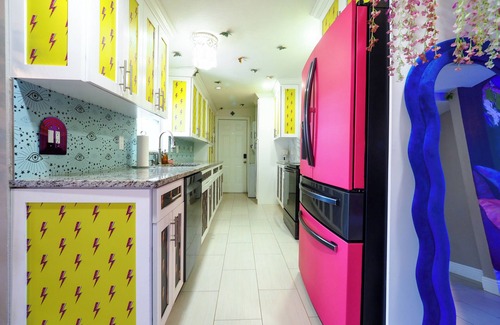 Palm Beach Gardens House | Vibrant Oasis in Downtown Palm Beach Gardens