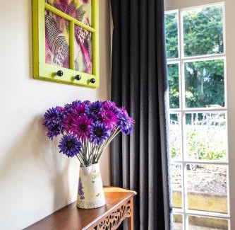Greenmount Bed & Breakfast | Vibrant & Vintage B & B
