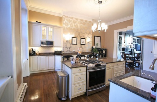 Thompson Square - Bunker Hill House | Victorian Glam Overlooking Charlestown's Main Square
