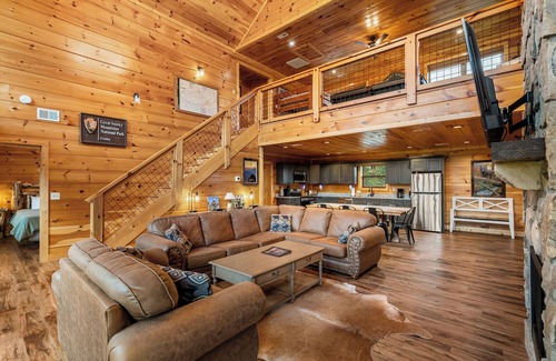 Cosby Cabin | View of Mt Guyot 2nd Highest Peak in The Smoky Mountains!