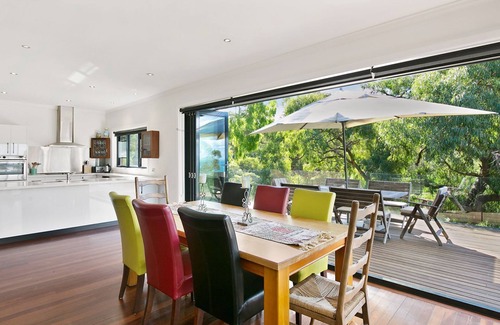 Lorne House | View of the Lorne ocean and the bush