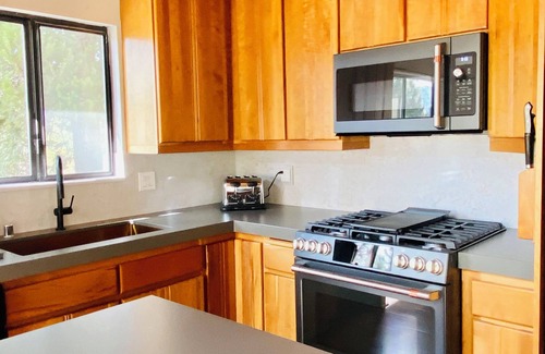Pioneer Trail House | VIEW! VIEW! VIEW! Tahoe home, panoramic meadow/mountain views and pool table