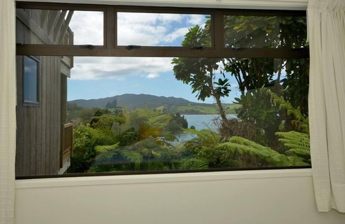 Mangonui House | Views, Sun, Peace and tranquility