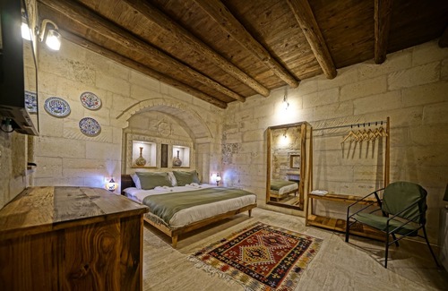 Ortahisar Hotel | Vigneron Cave Hotel