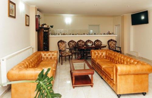 Baile Unu Mai House | Vila Carmen-camere de închiriat 3 stele