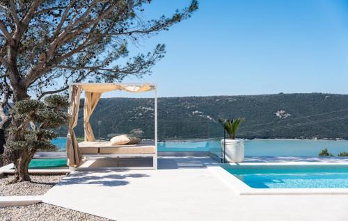 Trget Villa | Vila Laguna Blu by Villas Guide
