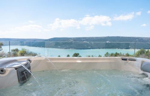 Trget Villa | Vila Laguna Blu by Villas Guide