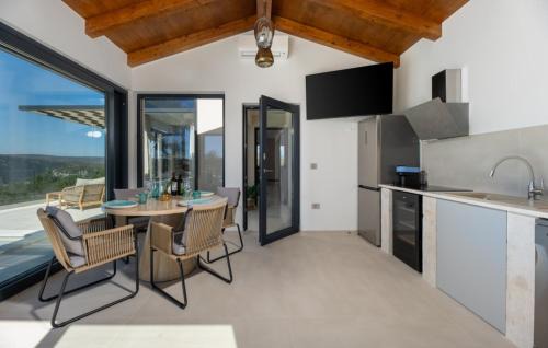 Trget Villa | Vila Laguna Blu by Villas Guide